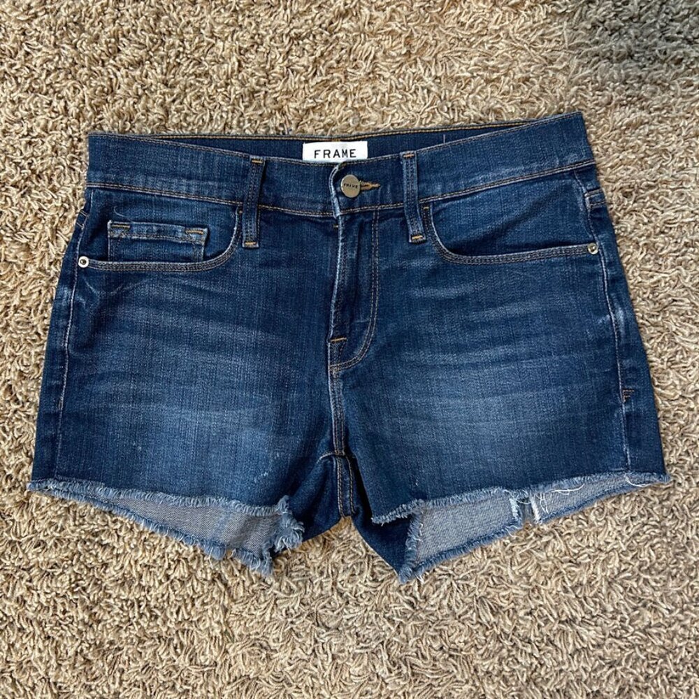 FRAME Le Cutoff Frayed Denim Shorts in Size 24 Dark Wash - Picture 3 of 8